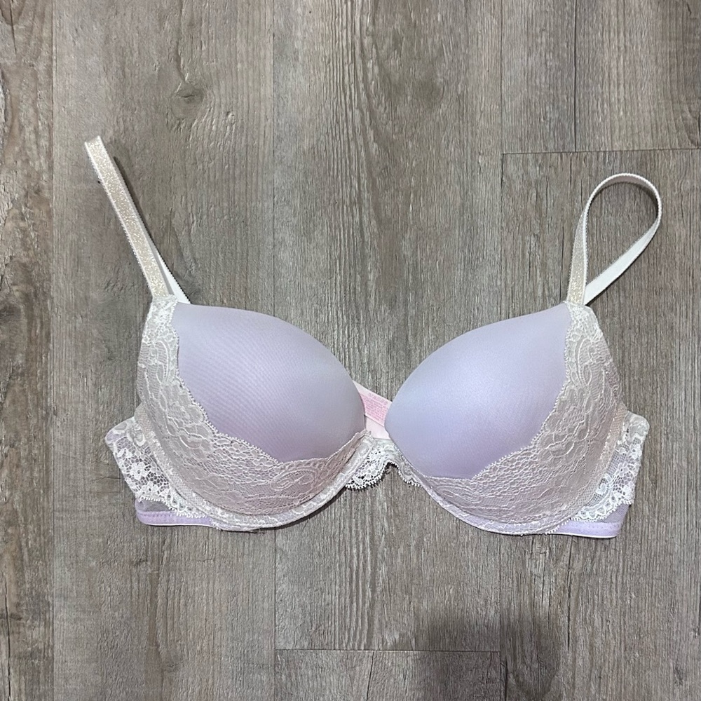 Victoria’s Secret dream angels bra
